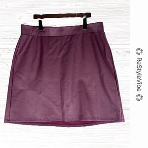 TORRID Women’s Size 2 2X 18-20 Skirt Mini Faux Leather Burgundy Stretch